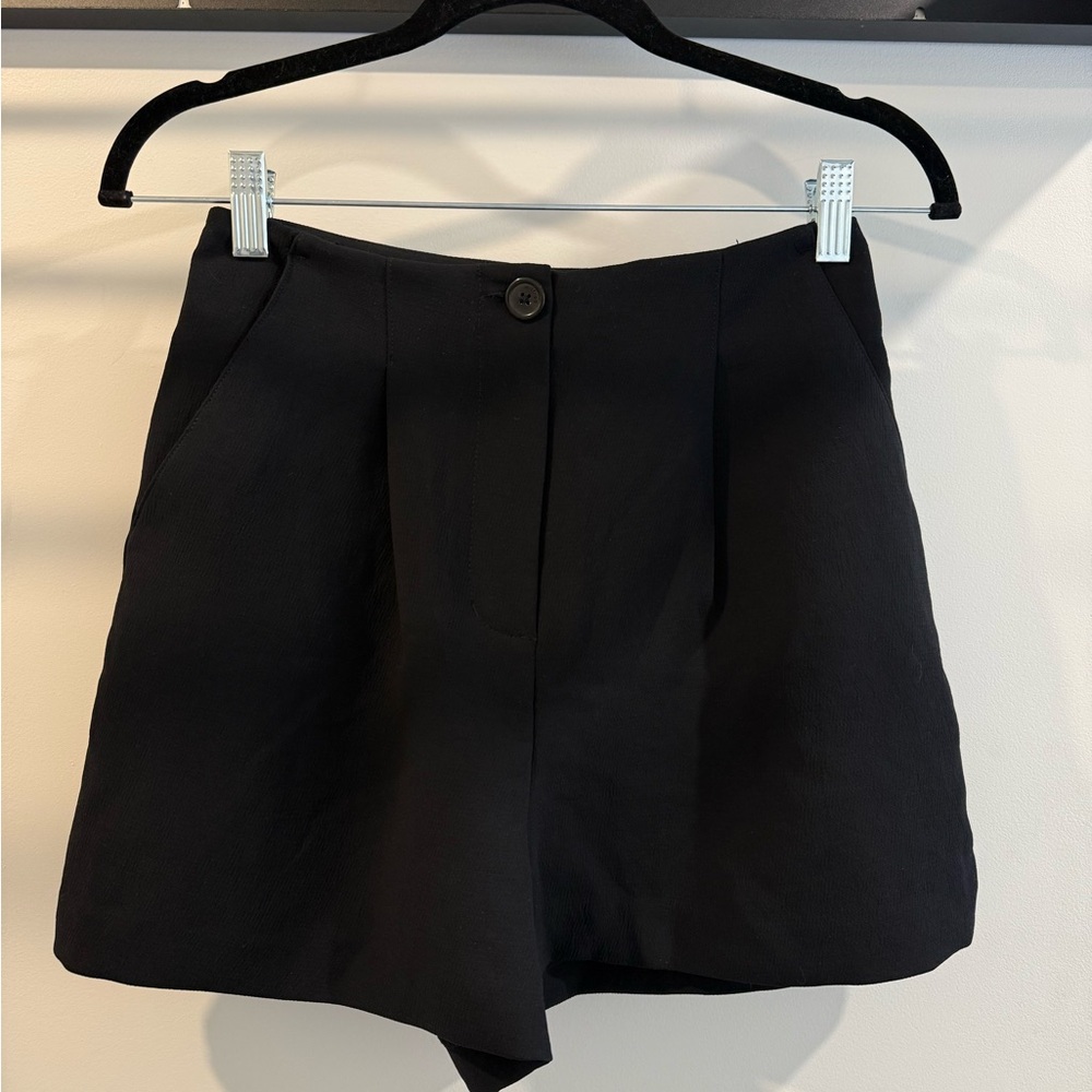 Wilfred High Waist Black Shorts